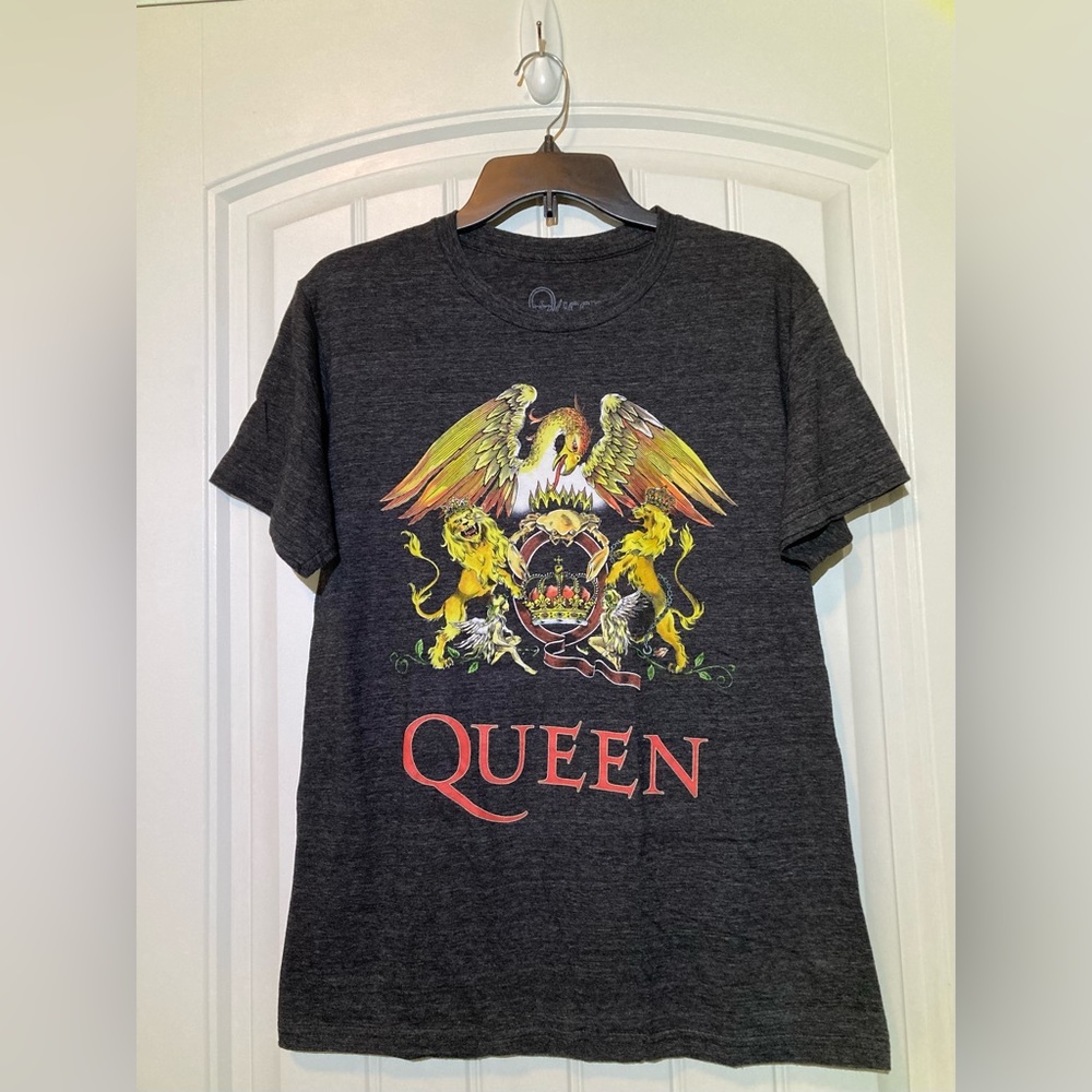 Queen Crest T-Shirt